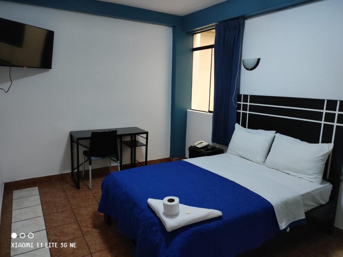 Zentrico Hotel 2*