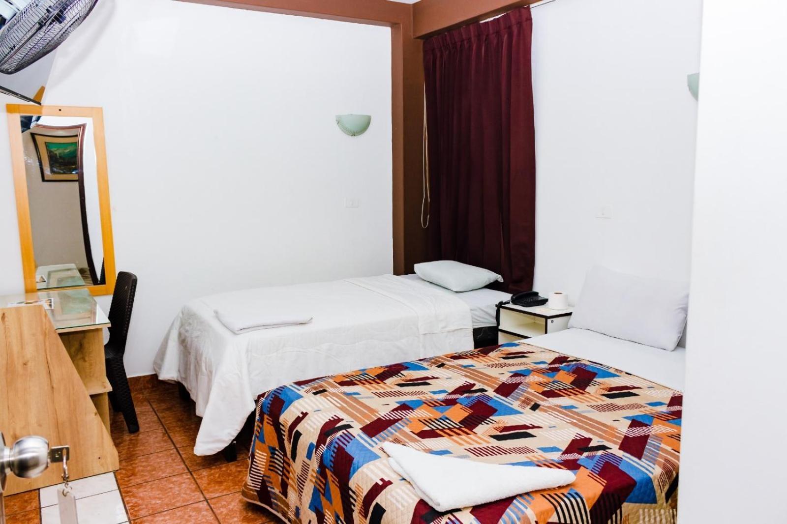 Zentrico Hotel 2*
