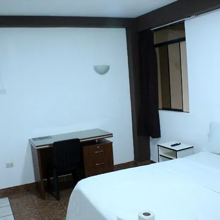 Zentrico Hotel Chiclayo Exterior photo